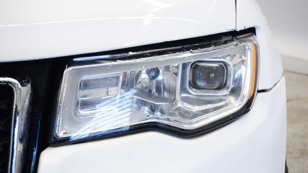 used 2017 Jeep Grand Cherokee car, priced at $13,583