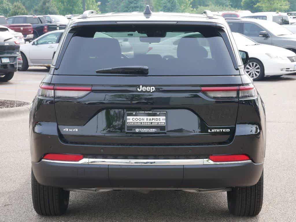 new 2025 Jeep Grand Cherokee car, priced at $43,987