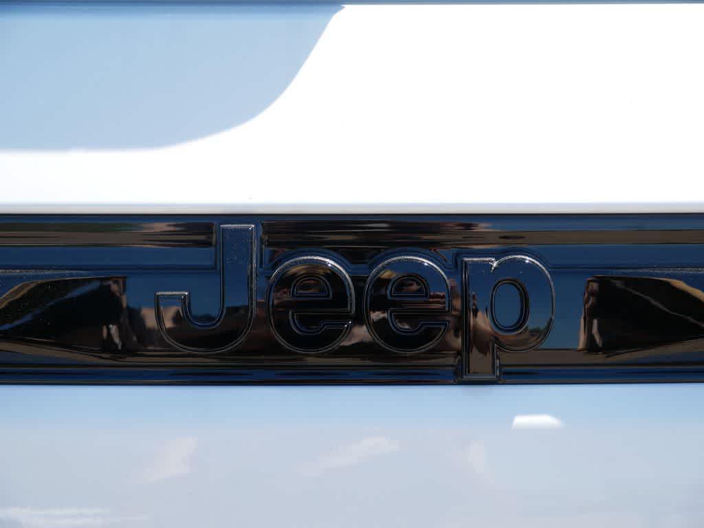 new 2025 Jeep Grand Cherokee car, priced at $47,287