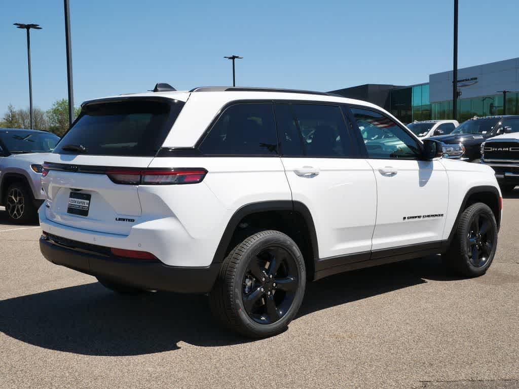 new 2025 Jeep Grand Cherokee car, priced at $47,287