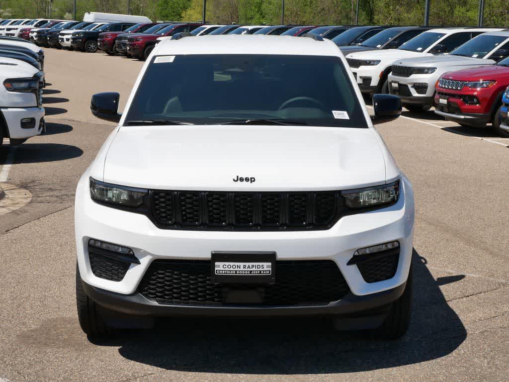 new 2025 Jeep Grand Cherokee car, priced at $47,287