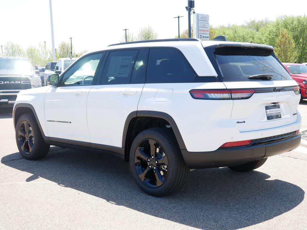 new 2025 Jeep Grand Cherokee car, priced at $47,287