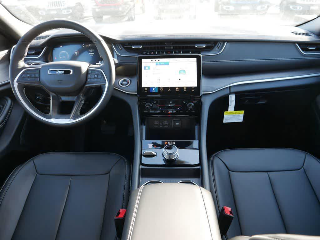 new 2025 Jeep Grand Cherokee car, priced at $47,287