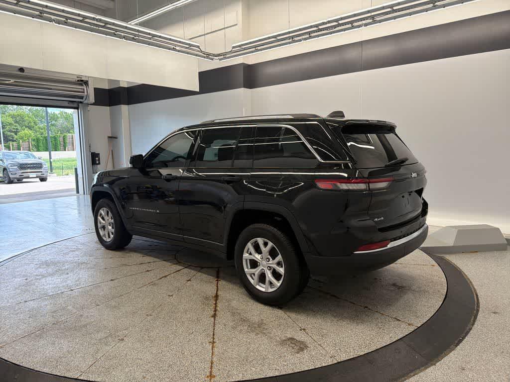 used 2023 Jeep Grand Cherokee car, priced at $35,325