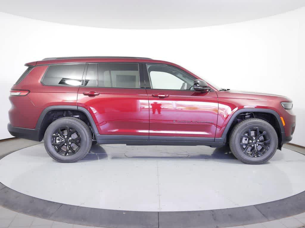 new 2025 Jeep Grand Cherokee L car, priced at $49,525
