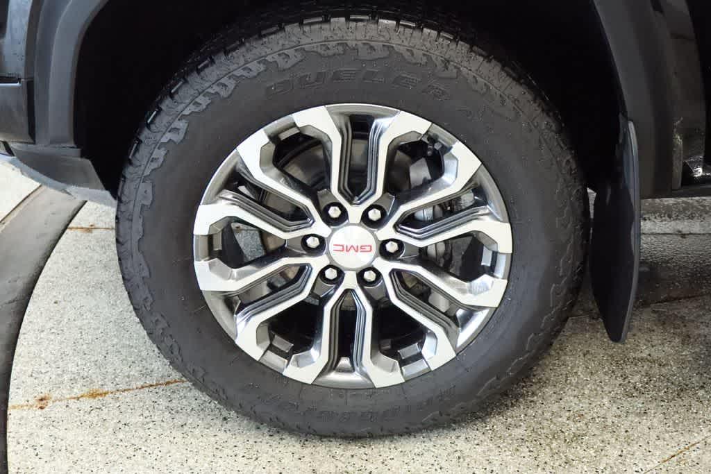 used 2023 GMC Canyon car, priced at $43,000