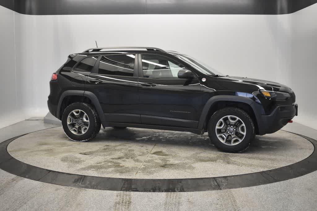 used 2019 Jeep Cherokee car, priced at $8,983