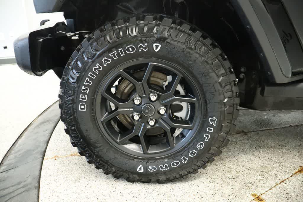 new 2026 Jeep Gladiator car, priced at $44,415
