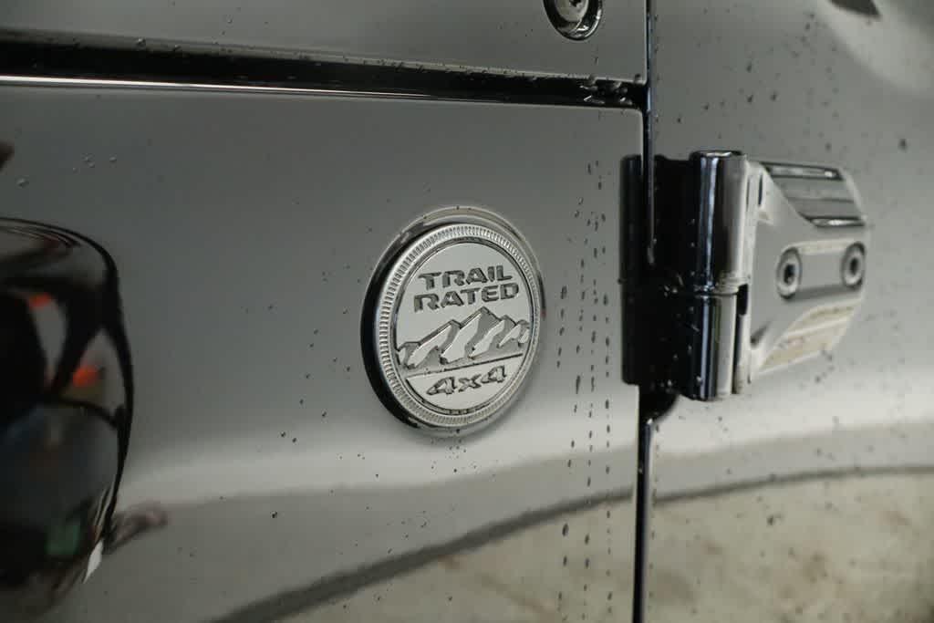 new 2026 Jeep Gladiator car, priced at $44,415