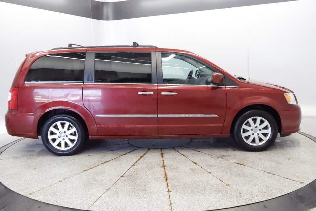 used 2016 Chrysler Town & Country car, priced at $9,786