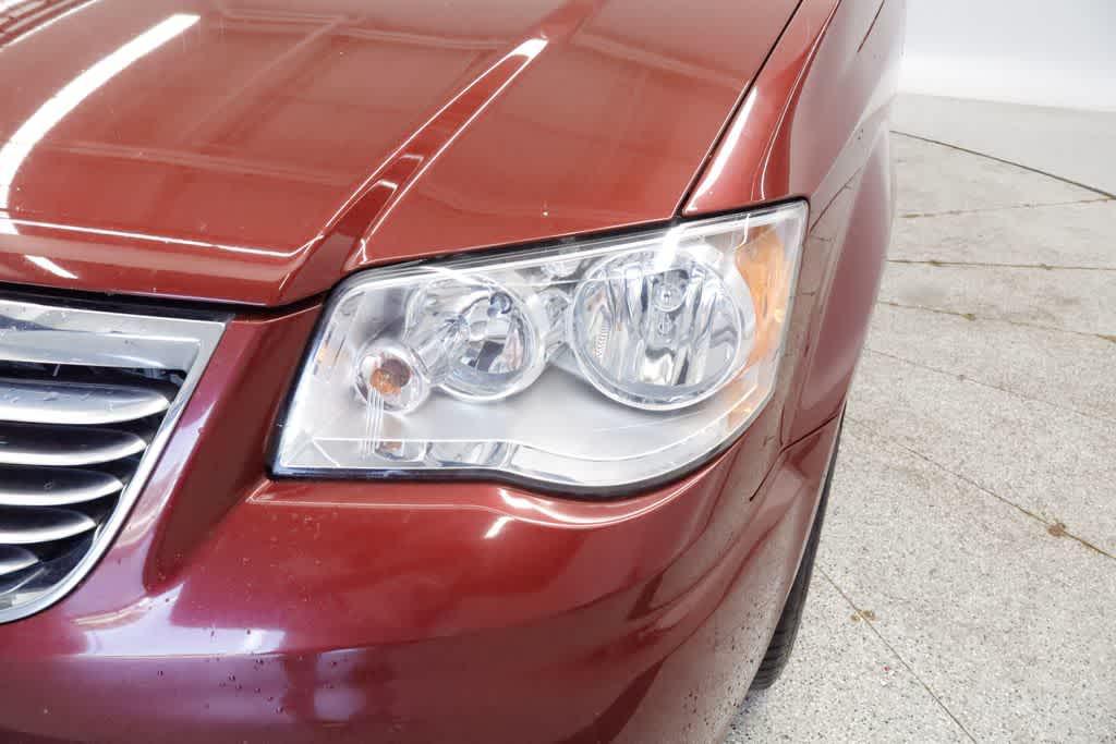 used 2016 Chrysler Town & Country car, priced at $9,786