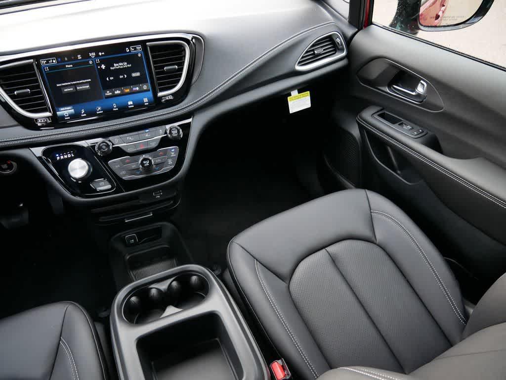new 2026 Chrysler Pacifica car, priced at $47,985