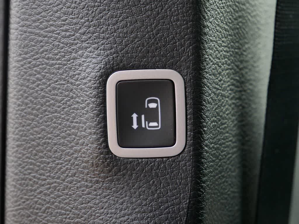 new 2026 Chrysler Pacifica car, priced at $47,985