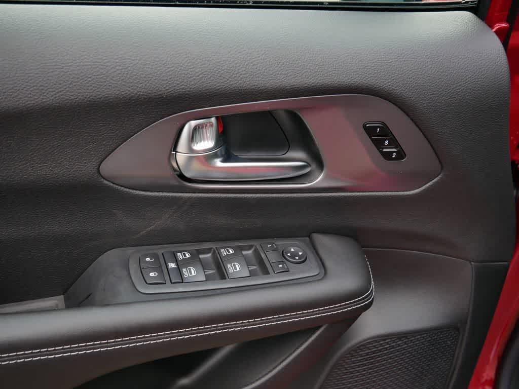 new 2026 Chrysler Pacifica car, priced at $47,985