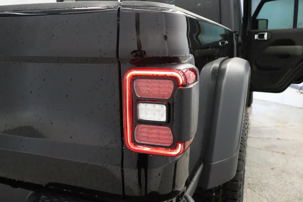 new 2026 Jeep Gladiator car, priced at $52,188
