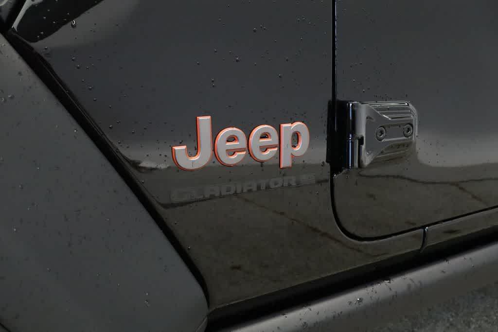 new 2026 Jeep Gladiator car, priced at $52,188