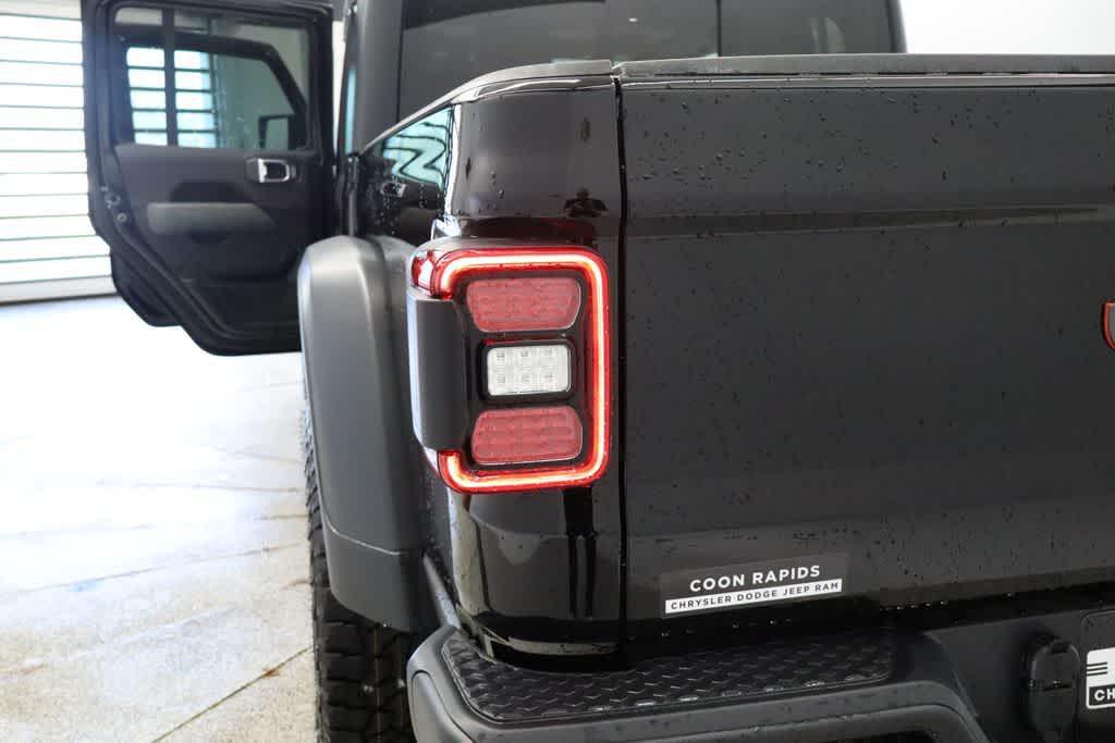 new 2026 Jeep Gladiator car, priced at $52,188