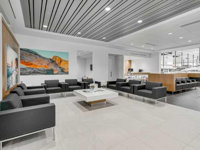 used 2024 Jeep Grand Cherokee car, priced at $30,992