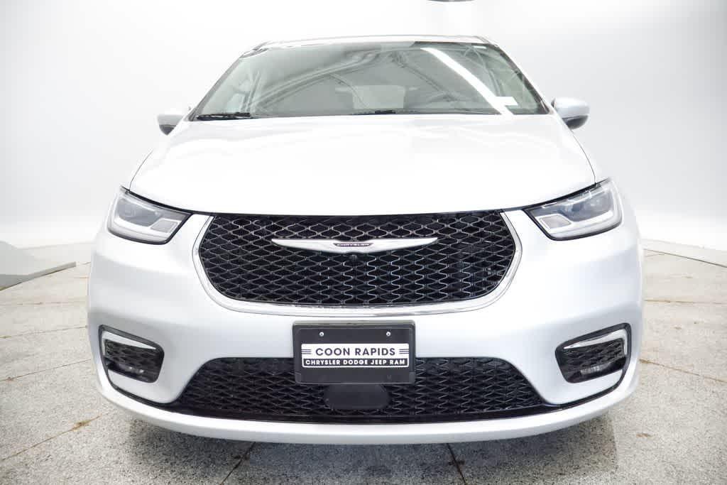 used 2023 Chrysler Pacifica car, priced at $24,332