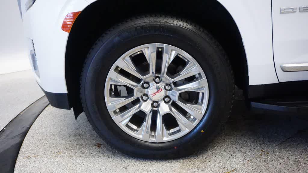 used 2021 GMC Yukon car, priced at $39,388