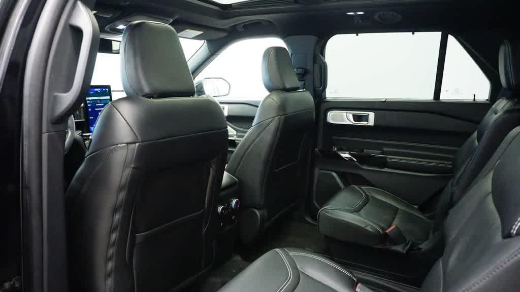 used 2022 Ford Explorer car, priced at $35,346