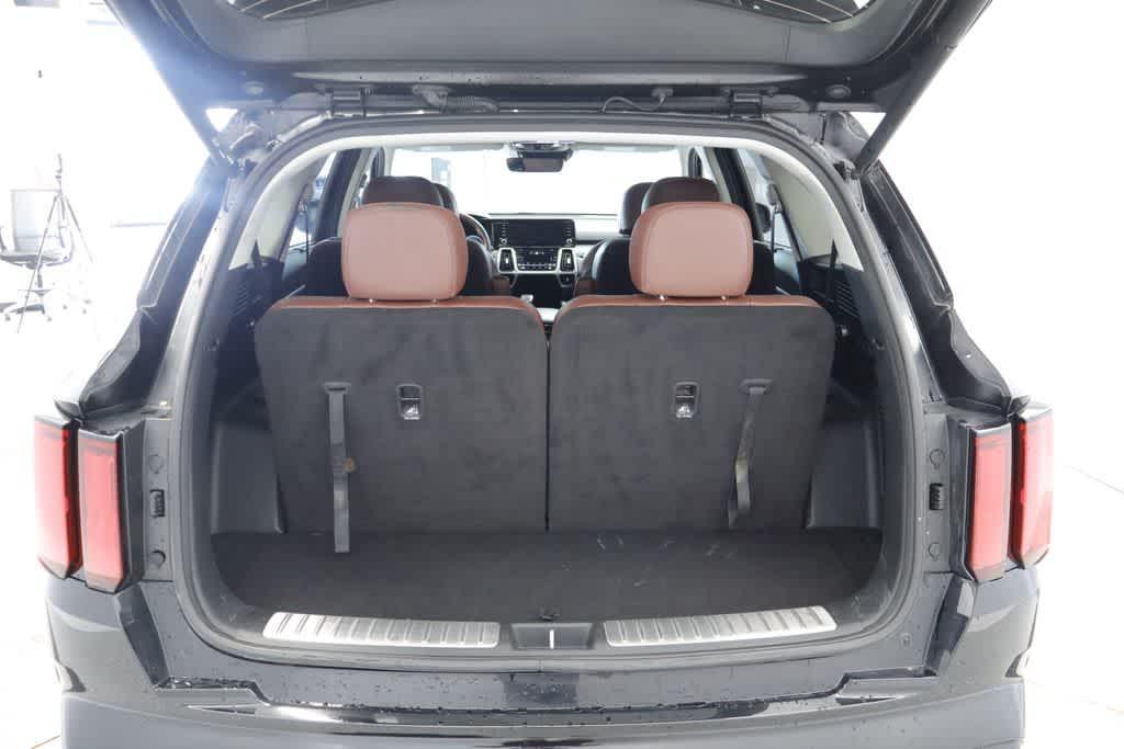 used 2022 Kia Sorento car, priced at $25,872