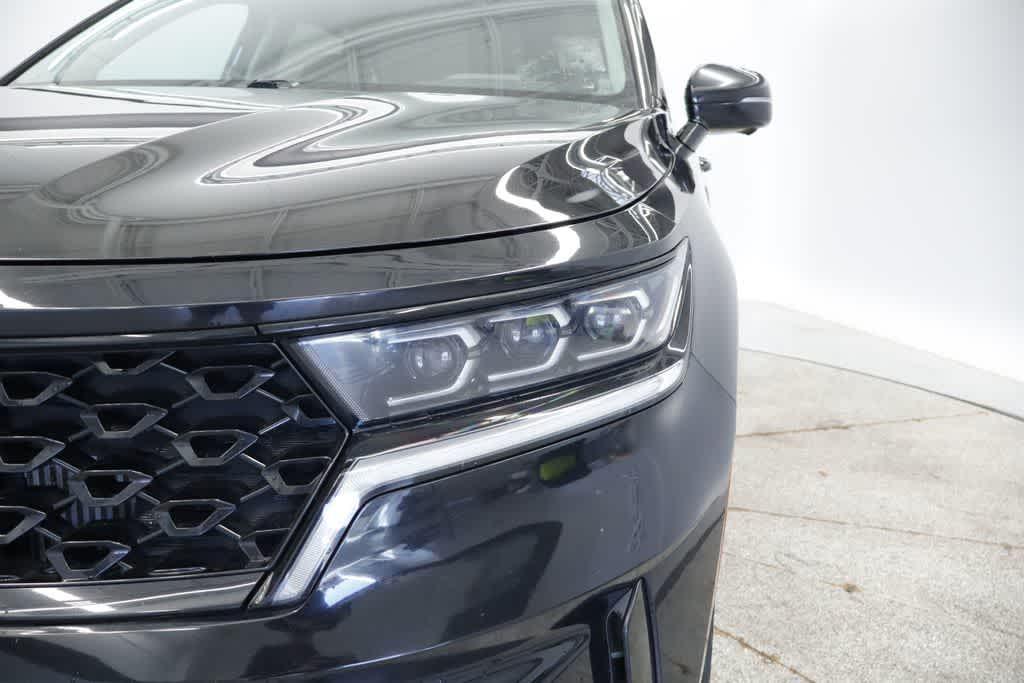 used 2022 Kia Sorento car, priced at $25,872