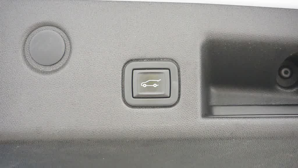 used 2020 Chevrolet Equinox car, priced at $18,257