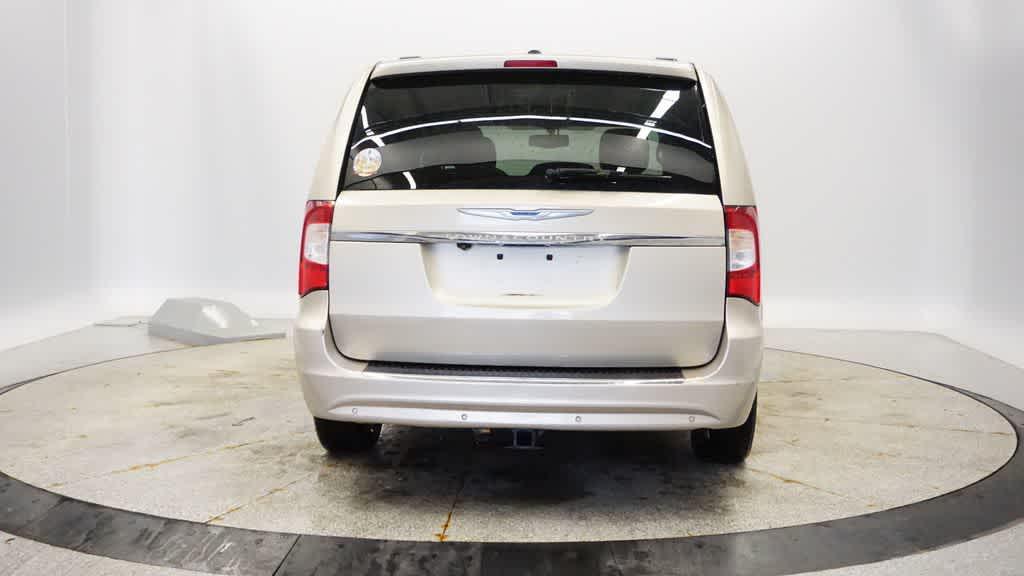 used 2014 Chrysler Town & Country car, priced at $9,547