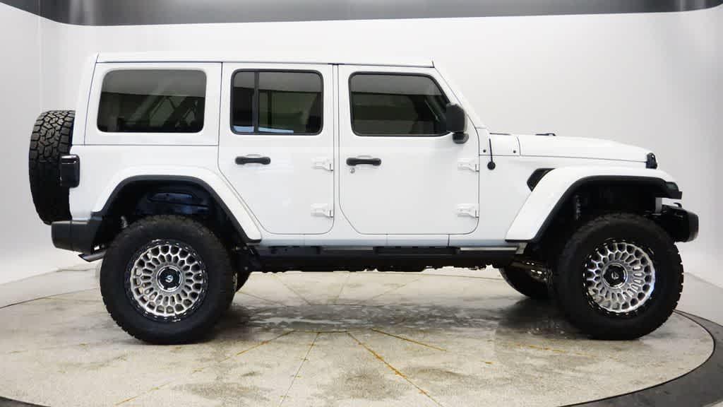 used 2022 Jeep Wrangler Unlimited car, priced at $32,937