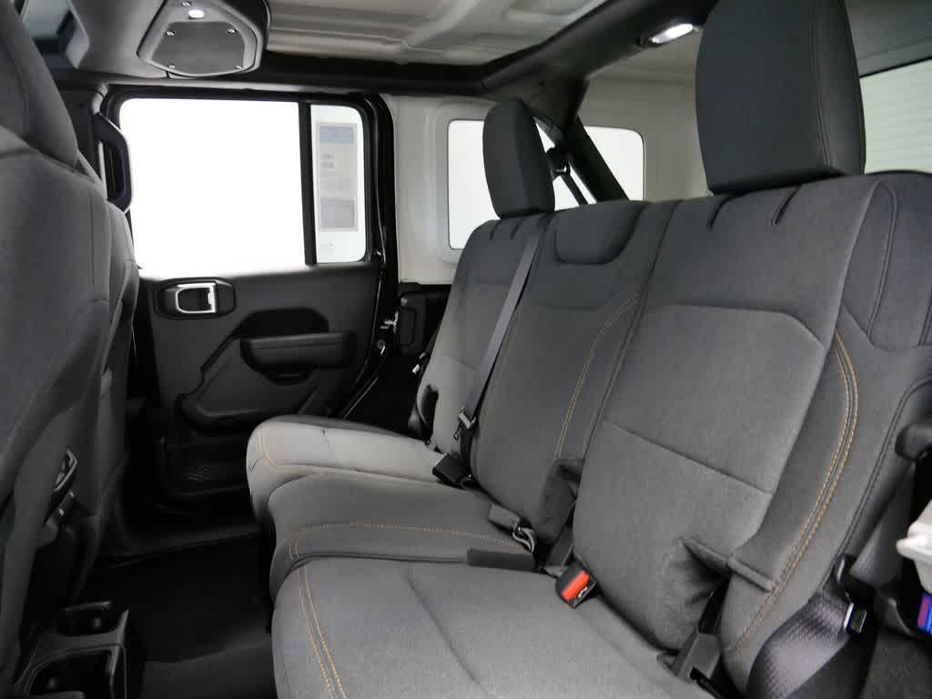 new 2026 Jeep Wrangler car, priced at $47,377