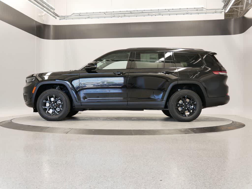 new 2025 Jeep Grand Cherokee L car, priced at $44,239