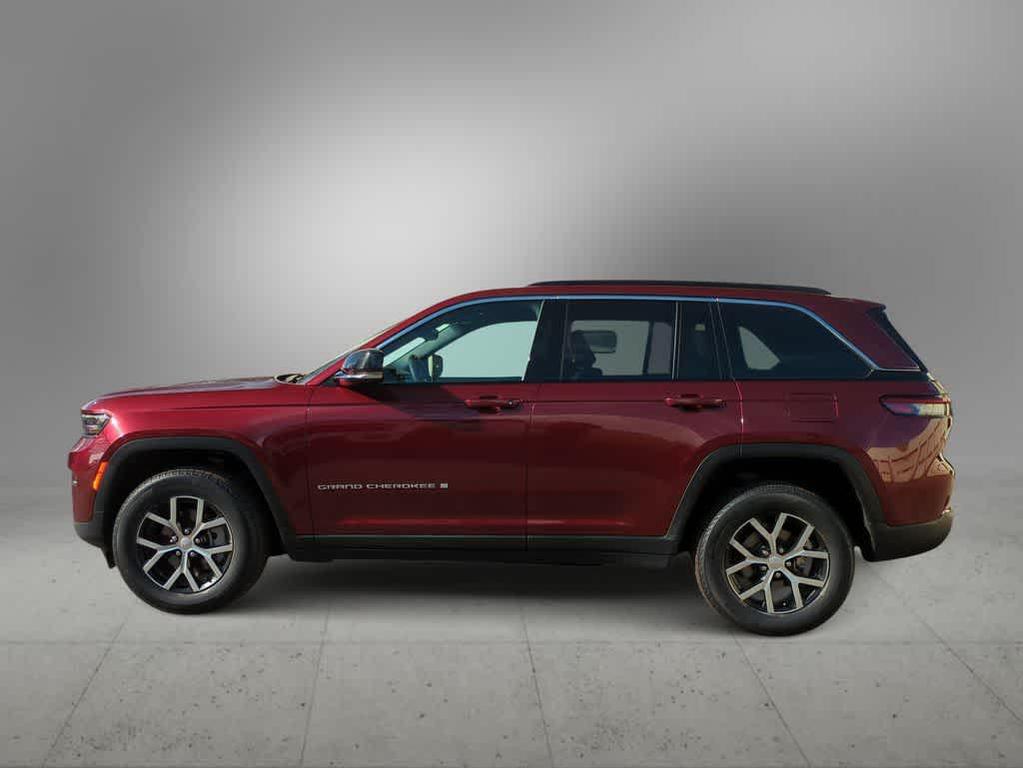used 2024 Jeep Grand Cherokee car, priced at $29,445
