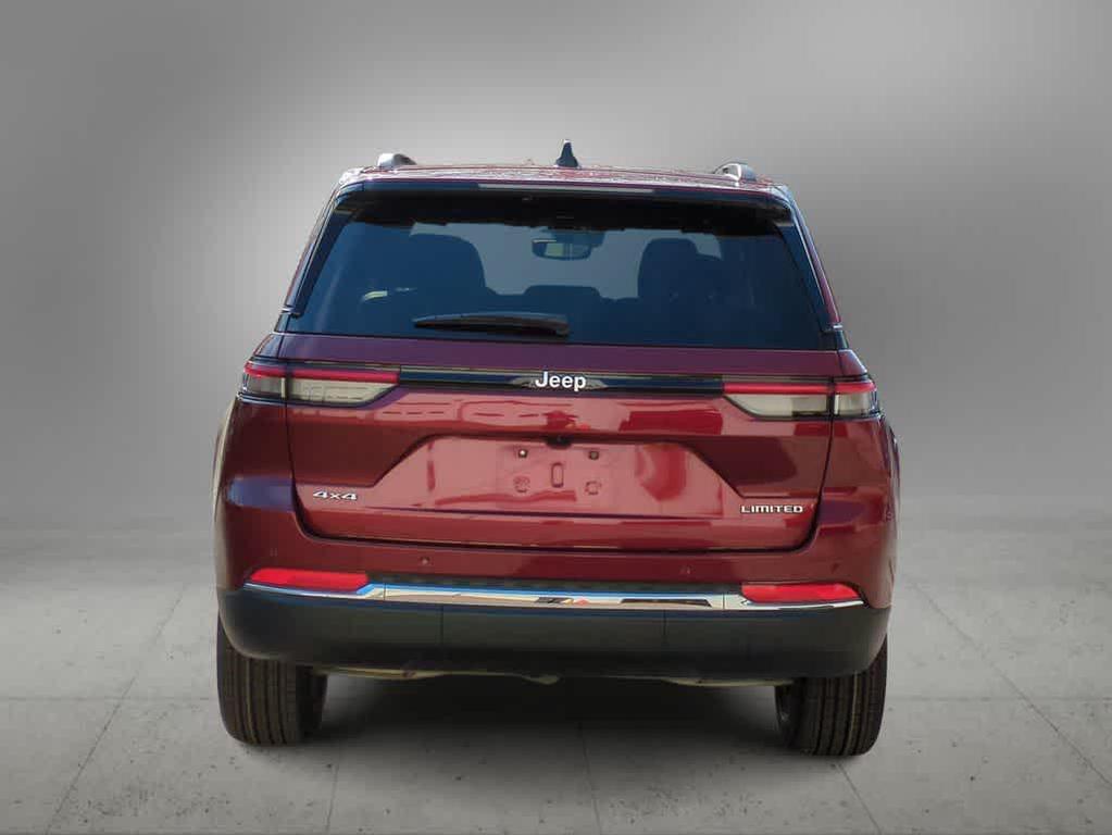 used 2024 Jeep Grand Cherokee car, priced at $29,445