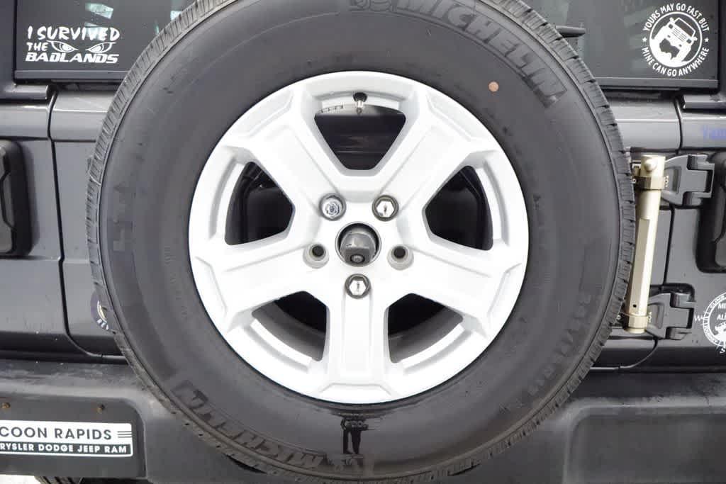 used 2022 Jeep Wrangler Unlimited car, priced at $28,589