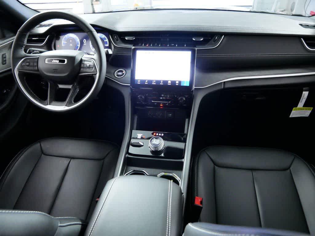 new 2025 Jeep Grand Cherokee L car, priced at $47,329