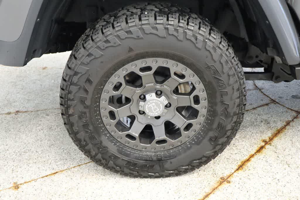 used 2023 Jeep Gladiator car, priced at $37,917