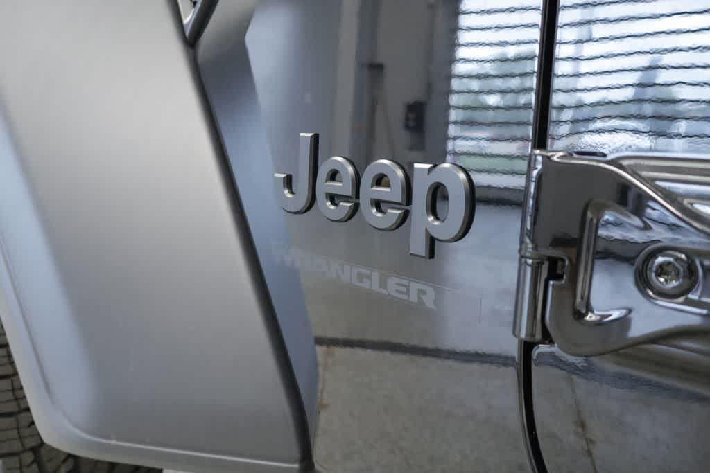 new 2026 Jeep Wrangler car, priced at $46,405