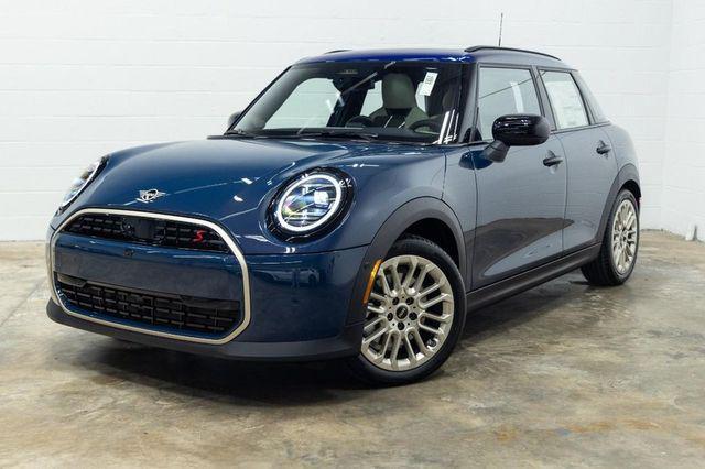 used 2025 MINI Hardtop car, priced at $34,225