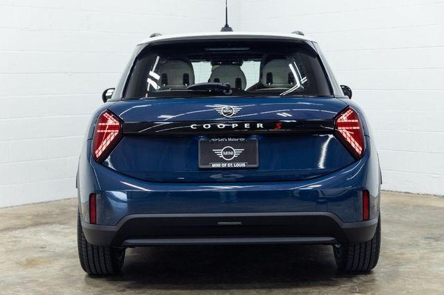 used 2025 MINI Hardtop car, priced at $34,225