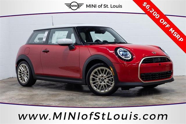used 2025 MINI Hardtop car, priced at $32,515