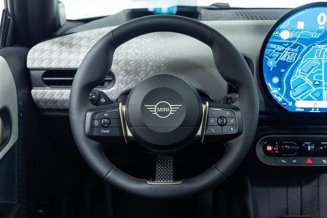 used 2025 MINI Hardtop car, priced at $29,395