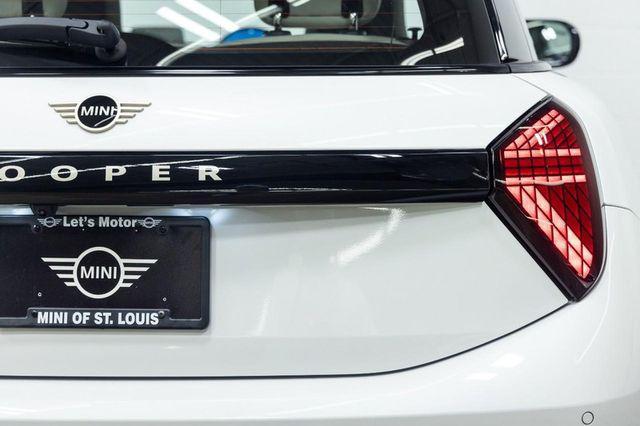 used 2025 MINI Hardtop car, priced at $28,995