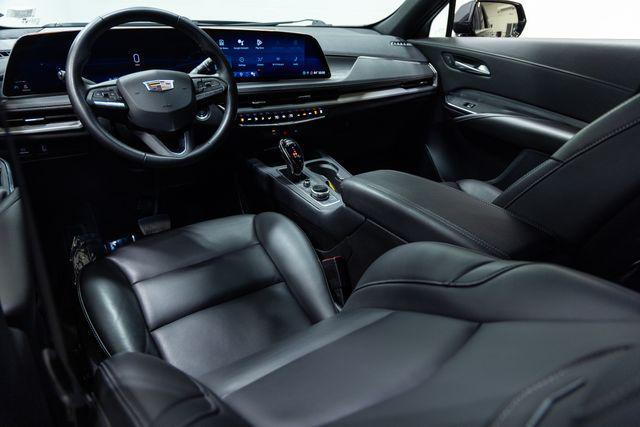 used 2025 Cadillac XT4 car, priced at $33,980