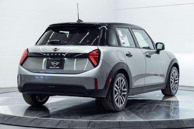 new 2026 MINI Hardtop car, priced at $39,690