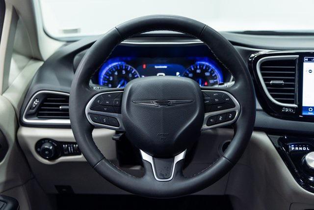 used 2024 Chrysler Pacifica car, priced at $26,900