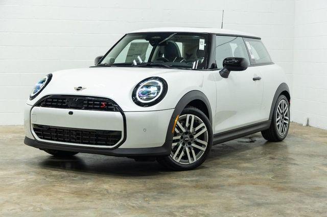 used 2025 MINI Hardtop car, priced at $31,885