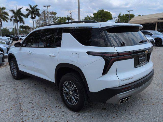 used 2024 Chevrolet Traverse car, priced at $31,888