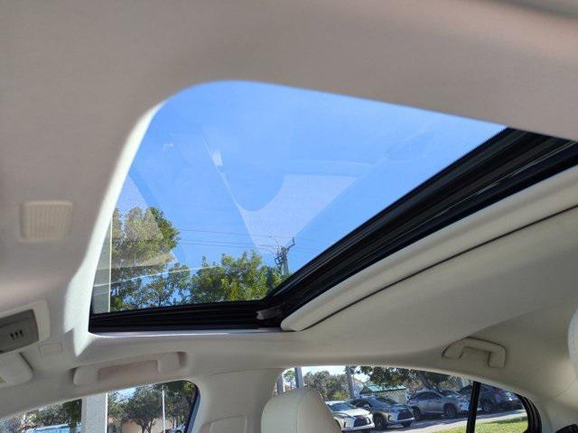 used 2022 Lexus ES 350 car, priced at $30,978