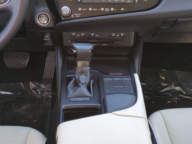 used 2022 Lexus ES 350 car, priced at $30,978
